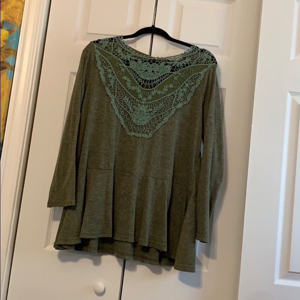 Green Top with cut out details from Altard State